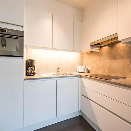 In Belgium With Sea View, Cleaning Included Apartament *