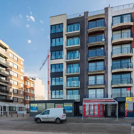 Apartamento In Belgium With Sea View, Cleaning Included *