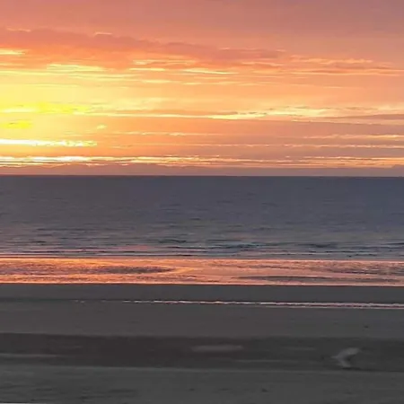 In Belgium With Sea View, Cleaning Included Koksijde